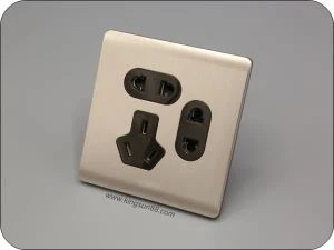 M9 3 univerzální univerzální zásuvka