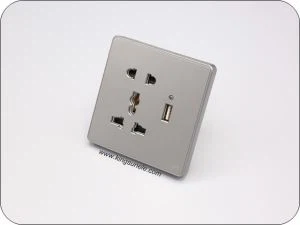 Zásuvka pro 2 a 3 kolíky s USB